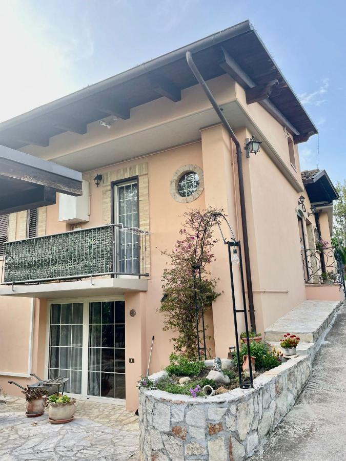 Casa La Noce Apartment วาสโต ภายนอก รูปภาพ